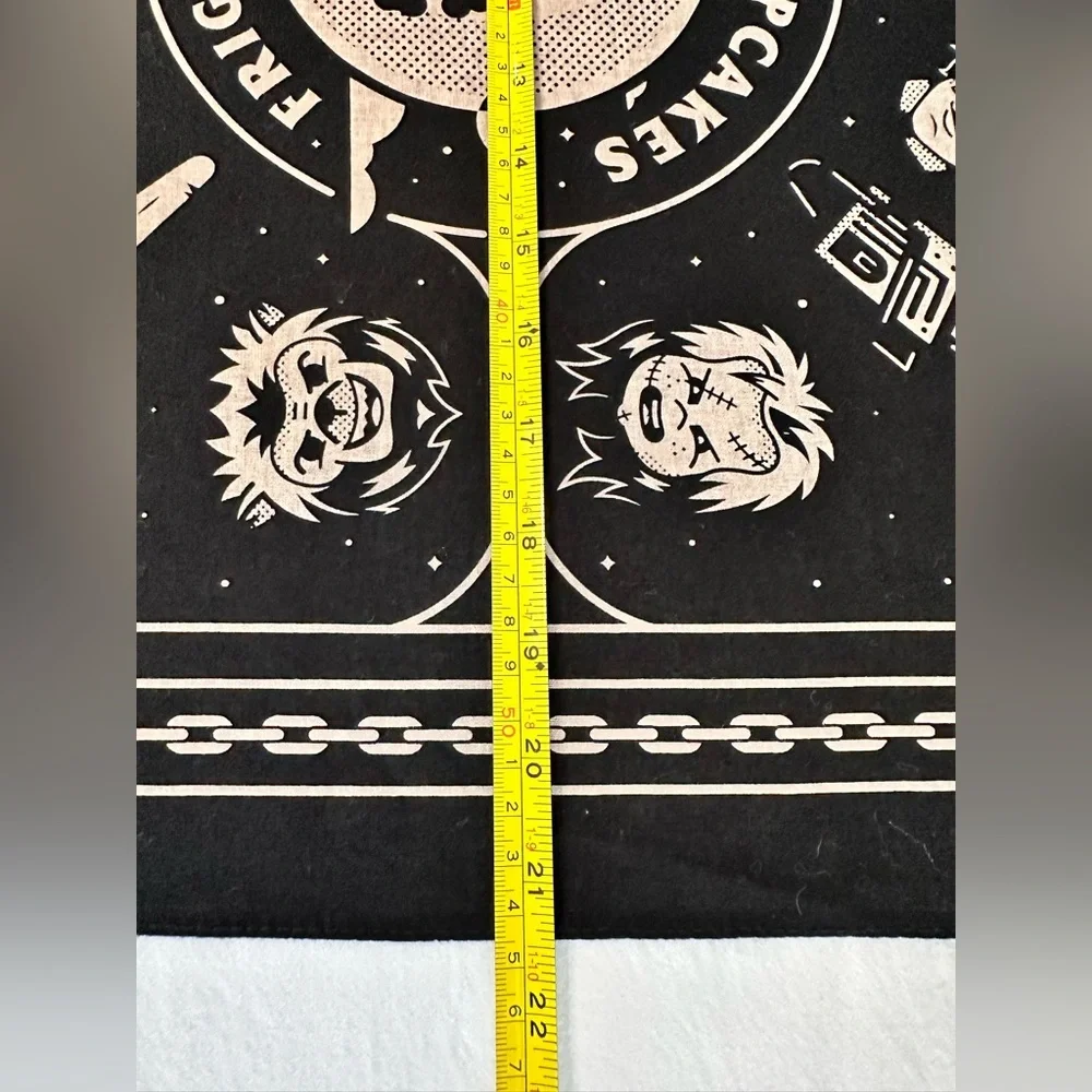 JOHNNY CUPCAKES FRIGHT CLUB Graphic collectable Bandana - Picture 4 of 4